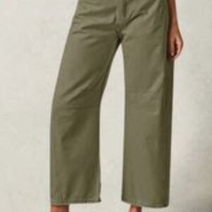 Flamingals Brand New Solid Stitch Detail Mid Waist Crop Straight Leg Jeans green